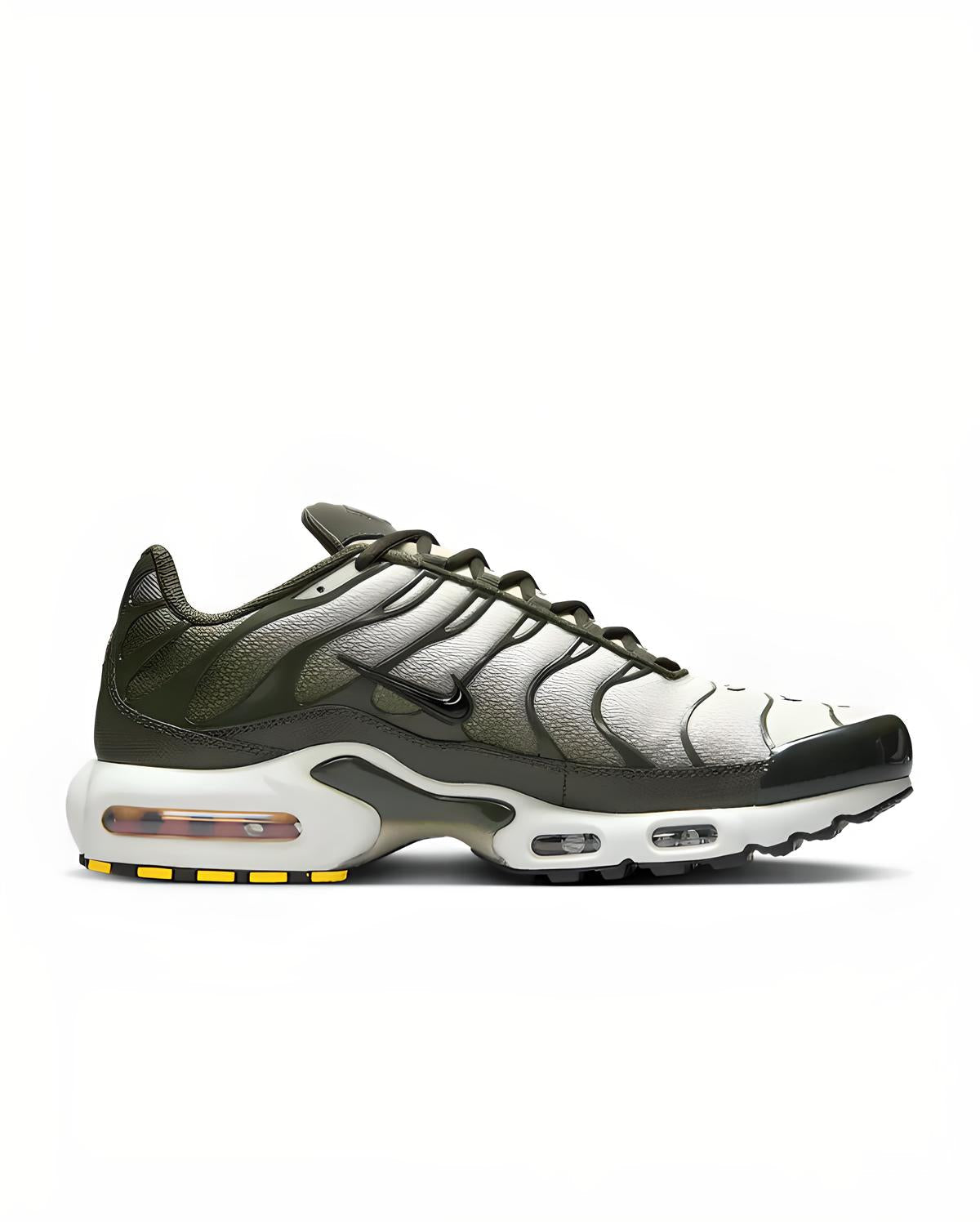 Nike Air Max Plus - Fyadhype