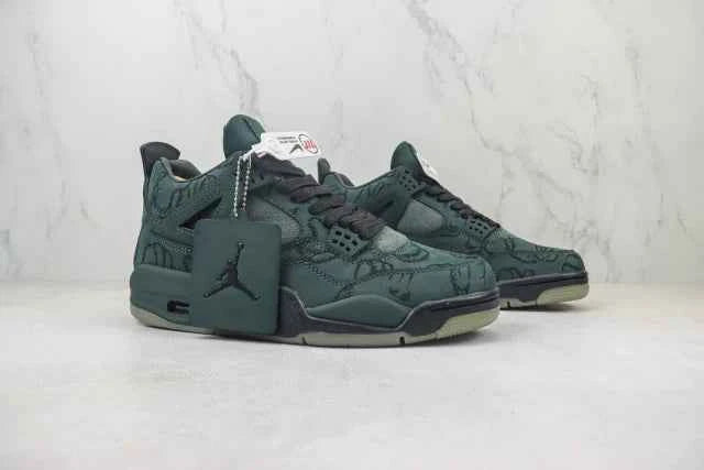 Air Jordan 4 Retro "Kaws Black"