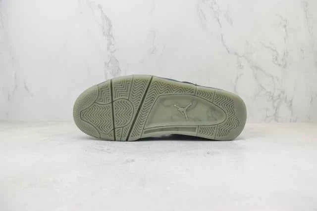 Air Jordan 4 Retro "Kaws Black"