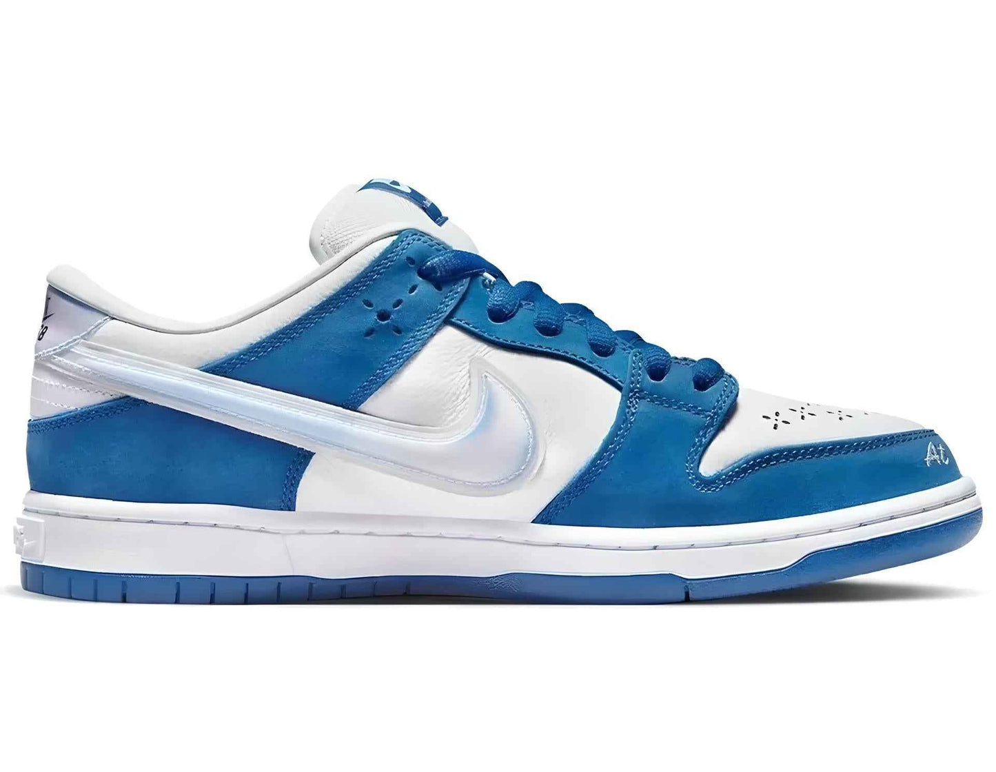 Dunk Low SB Born x Raised