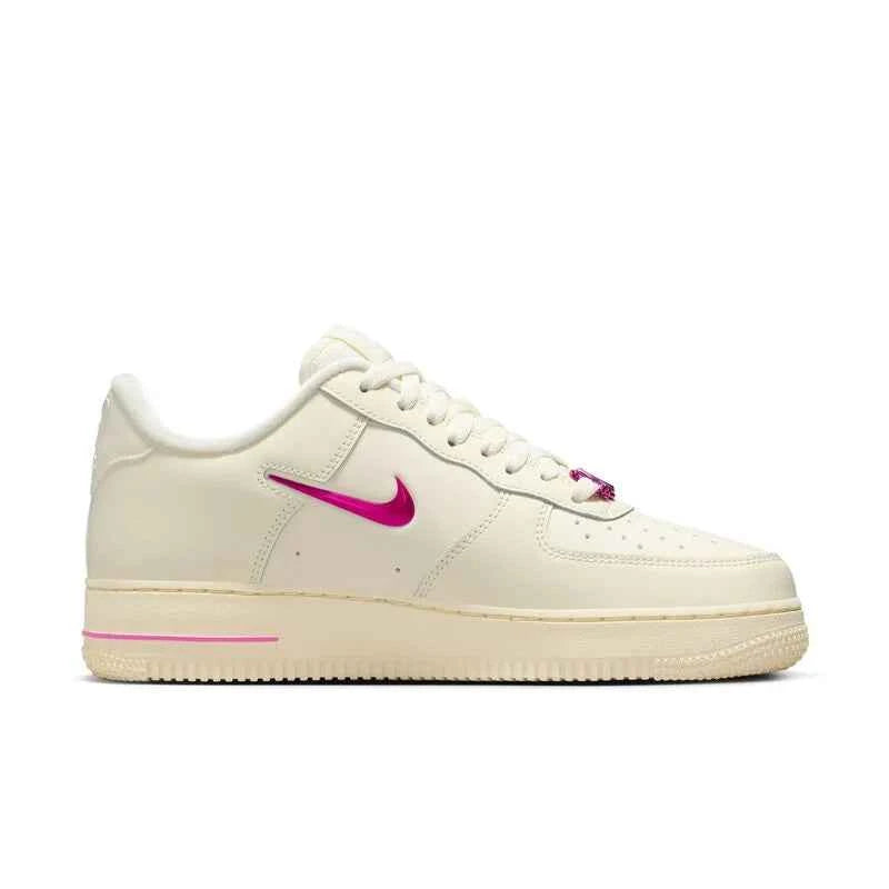 Nike Air Force 1 '07
