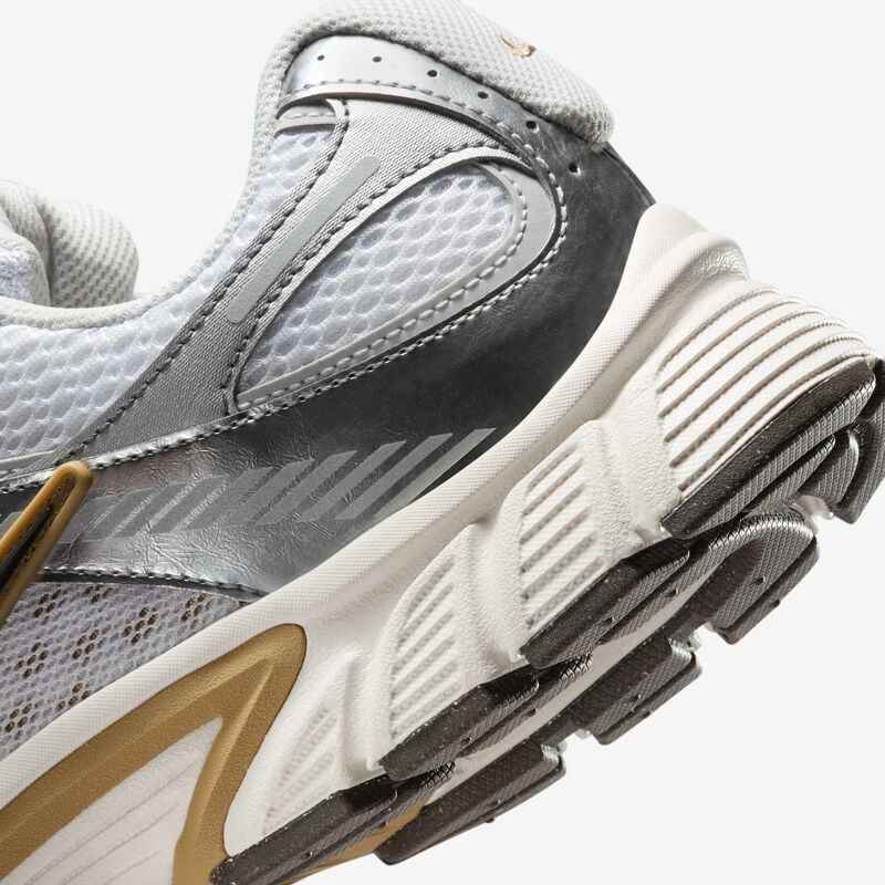 Nike V5 RNR