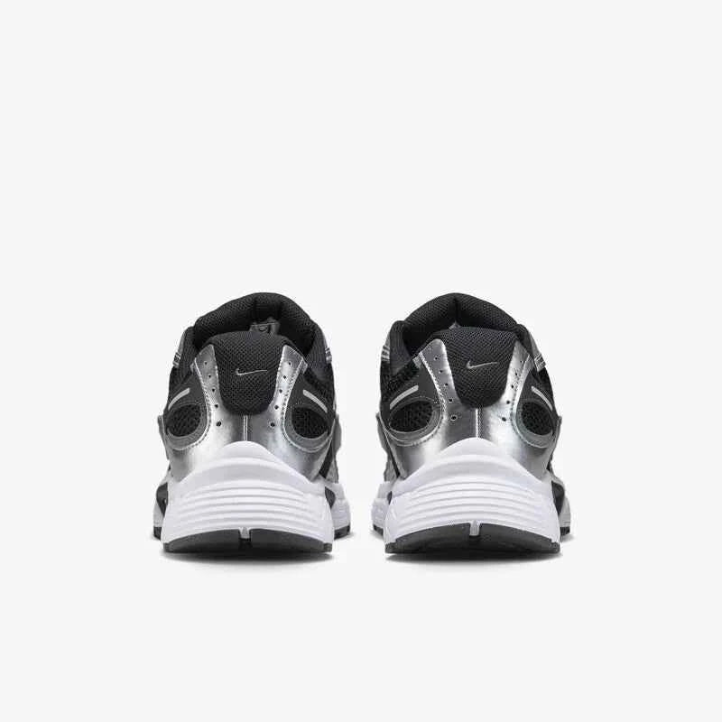 Nike V5 RNR