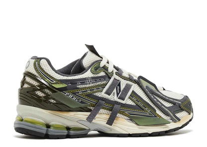 NEW BALANCE 1906U