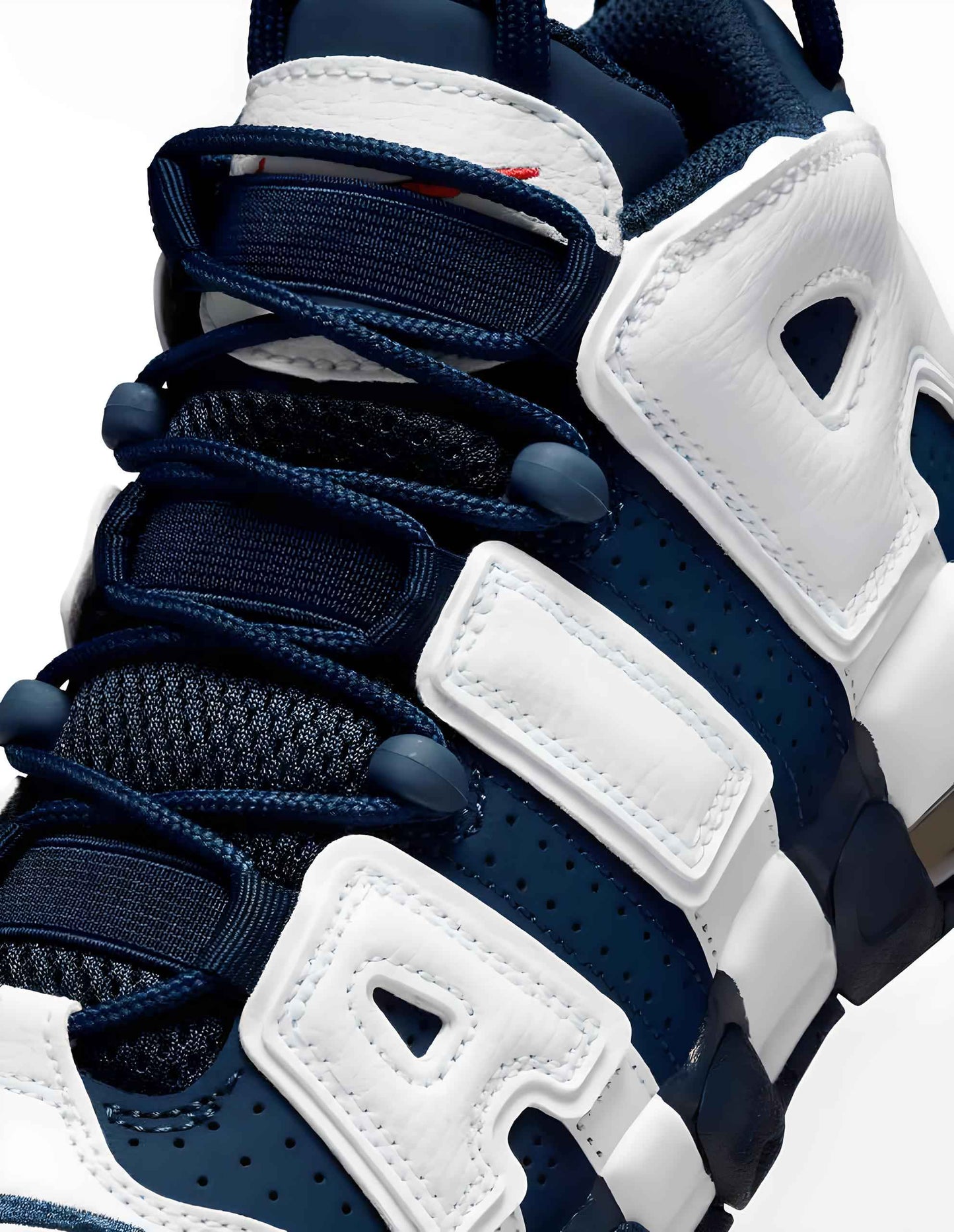 NIKE AIR MORE UPTEMPO