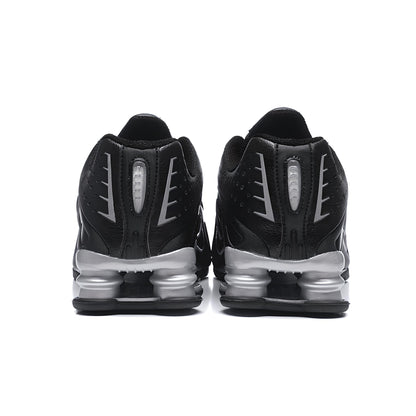 Nike Shox R4