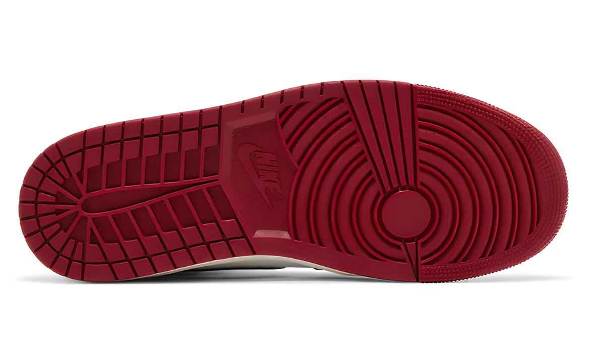 Air Jordan 1 Retro High OG - Fyadhype