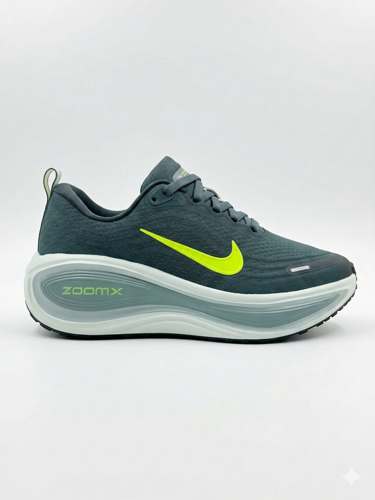 NIKE VOMERO 18 PLUS