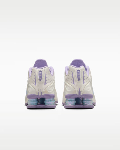 Nike Shox R4