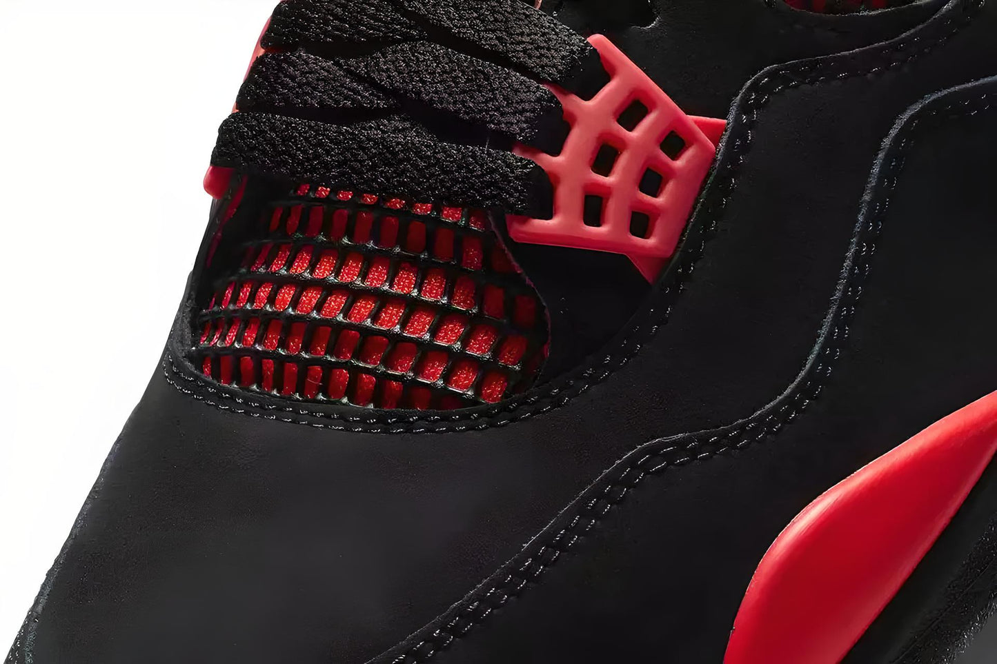 Jordan 4 Retro
